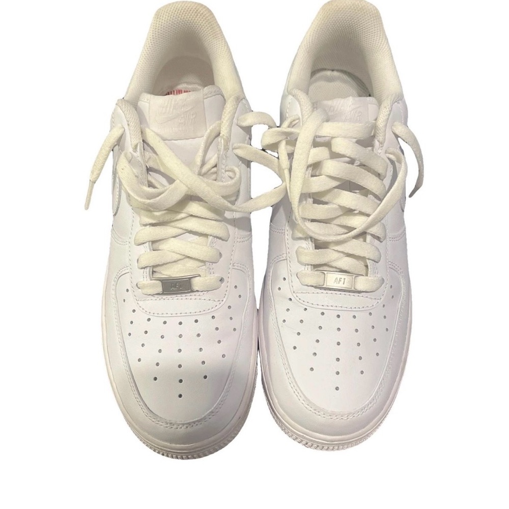 Classic White Men's Sneakers - Picture 7 of 7